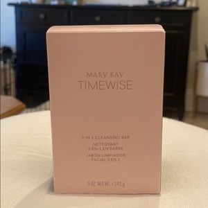 Mary Kay New TIMEWISE 3-IN-1 Cleansing Bar